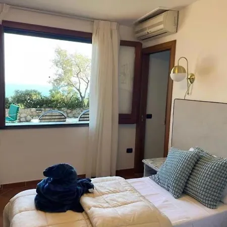 Sorrento Realty Holidays - Sunset * Arola (Campania)