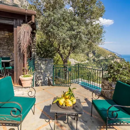 Sorrento Realty Holidays - Sunset