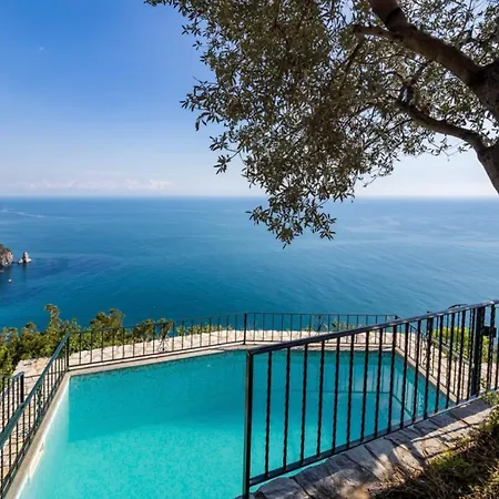 Sorrento Realty Holidays - Sunset فيلة *