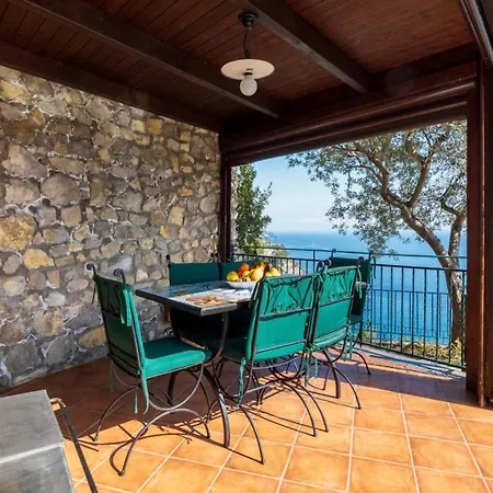 Vila Sorrento Realty Holidays - Sunset Arola (Campania)