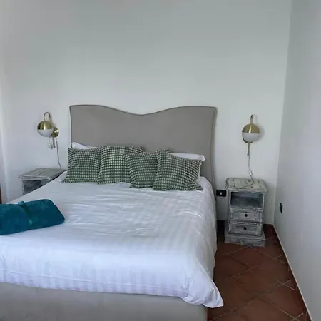 Sorrento Realty Holidays - Sunset Vila