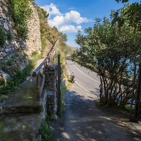 Sorrento Realty Holidays - Sunset Vila Arola (Campania)