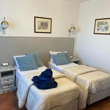Sorrento Realty Holidays - Sunset * Arola (Campania)